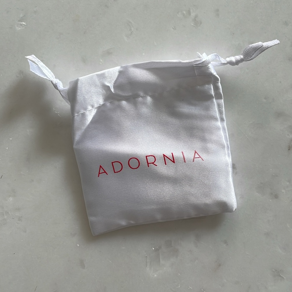 + ADORNIA + Horseshoe Pendant Paper Clip  Chain Necklace - Picture 6 of 6